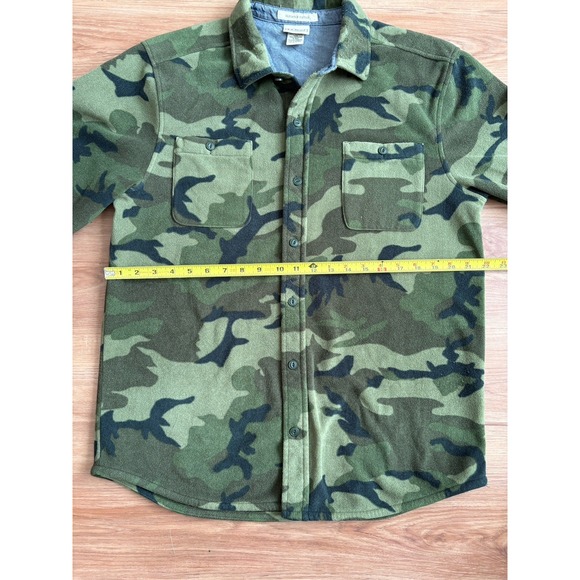 LL Bean Slightly Fitted Camo Fleece Button Down Shirt Men's Med Item ID # 298261 - Picture 4 of 5